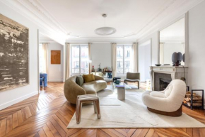 Luxury apartment - 5 min walk from Champs-Elysées